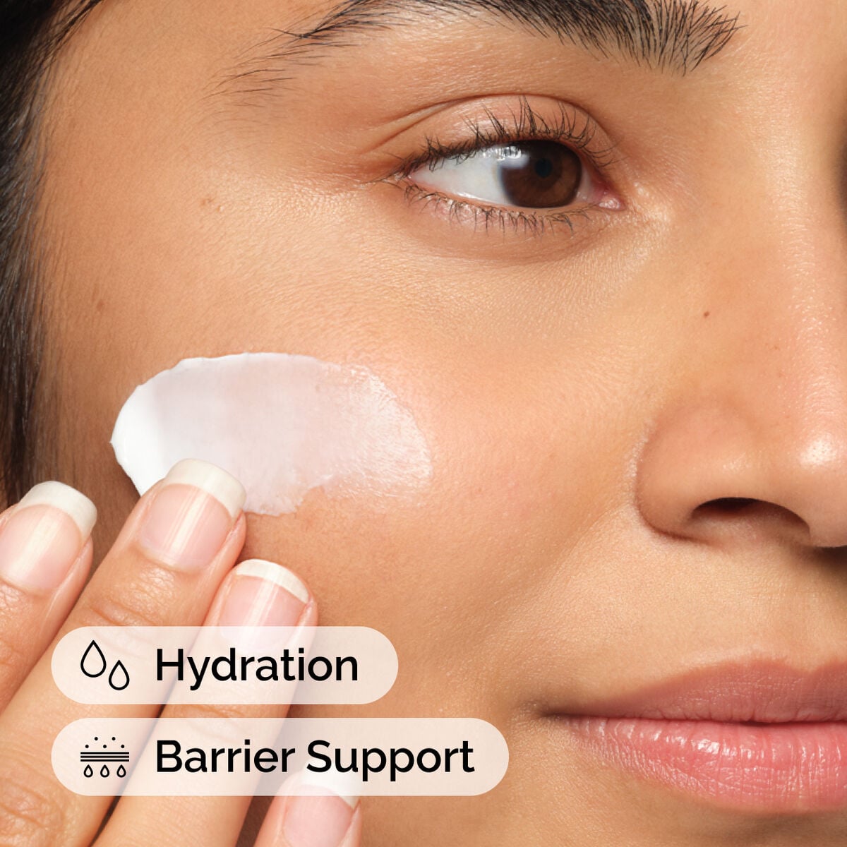 natural-moisturizing-factors-ha-l1 ord-natural-moisturizing-factors-ha-model-application-with-benefits.jpg